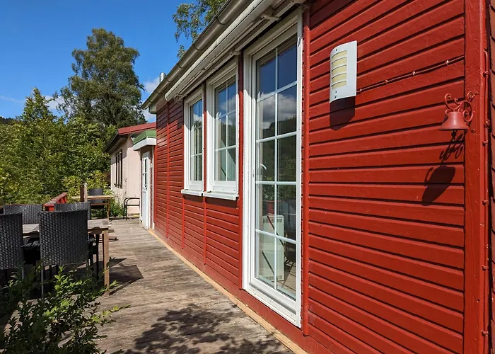 Ruhiges Ferienhaus Mit Sauna: Hellaberg III
